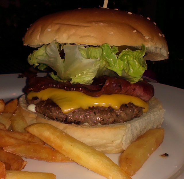 xl burger 1